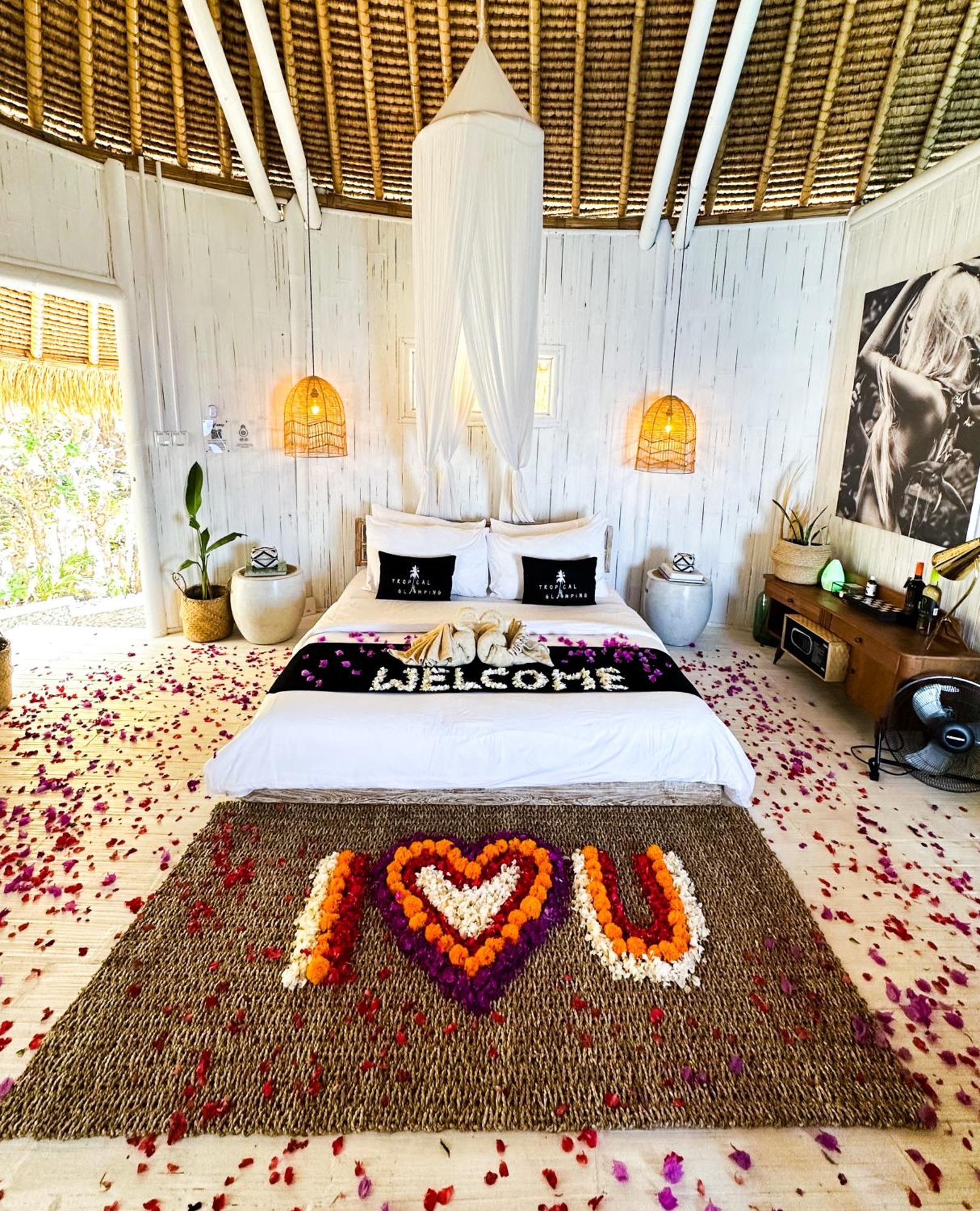 Tropical Glamping Nusa Penida Diamond Beach - Cliff Side Edge Polilit Eksteriør bilde